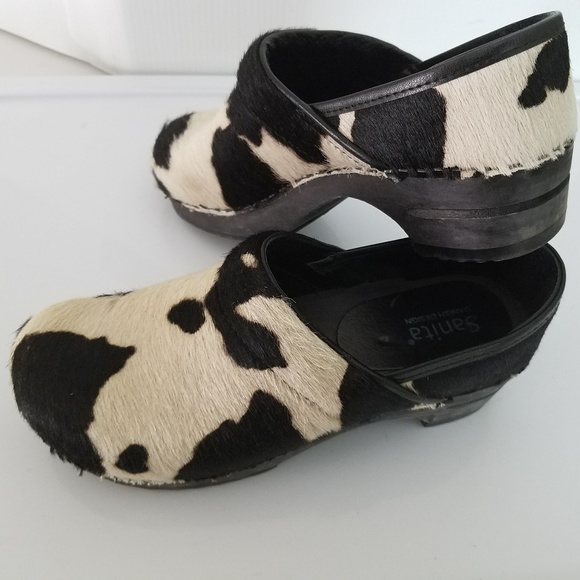 sanita cow clogs